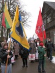 Laisvos Lietuvos dangaus fone švytėjo mūsų brangiosios vėliavos - istorinė trispalvė, Svėdasų ir Aukštaitijos.